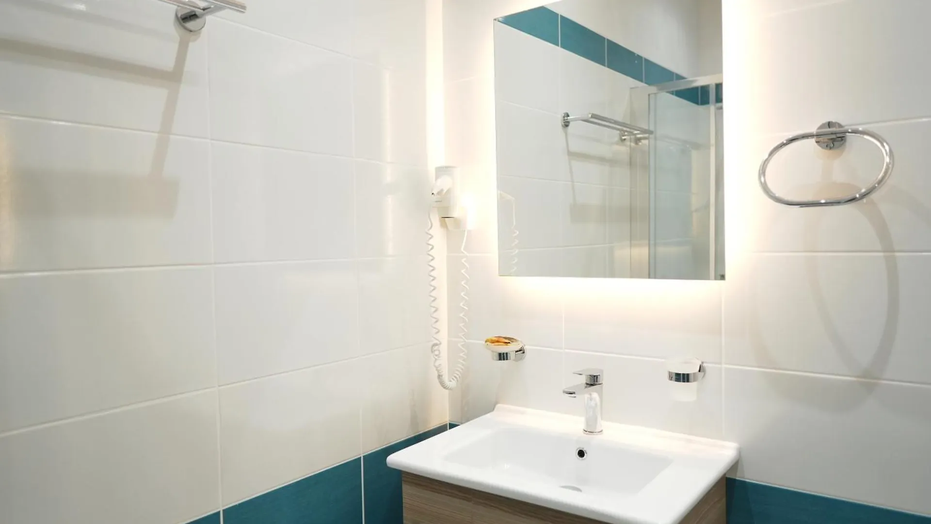 Hotel Blue Sky Saranda