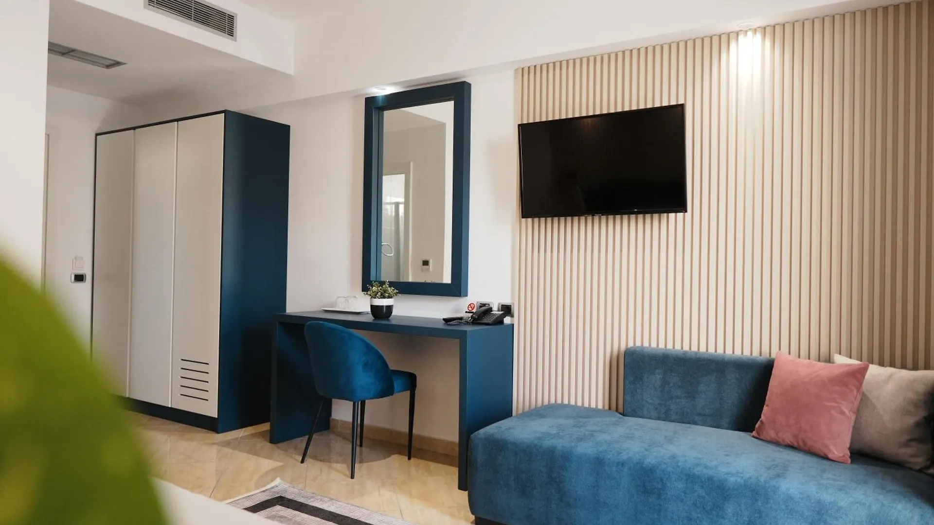 Hotel Blue Sky
