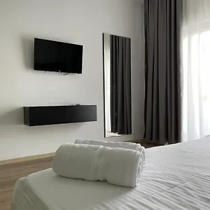 https://ladi-rooms.hotels-in-tirana.com