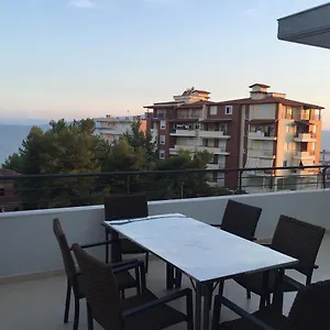 Bardhi Apts Appartamento